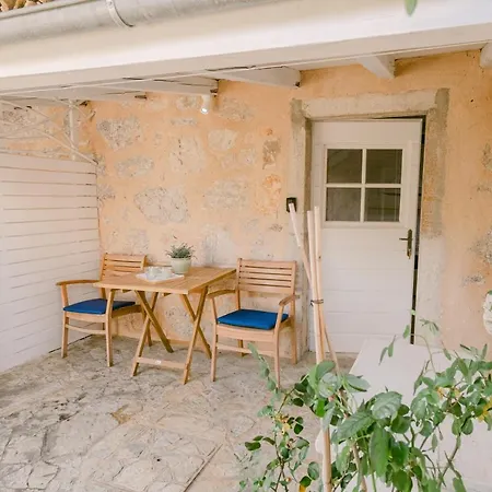 Maison d'hôtes Romantic Stone House Double Kornić