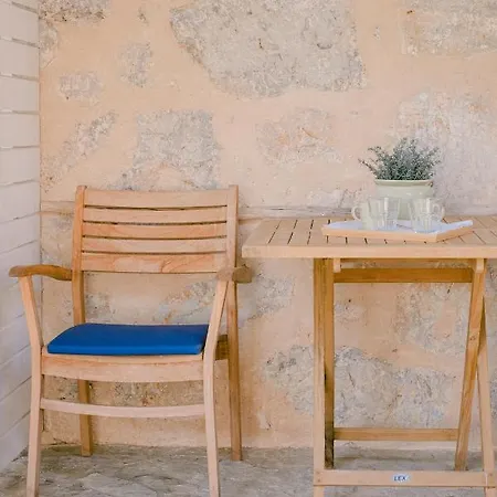 Romantic Stone House Double